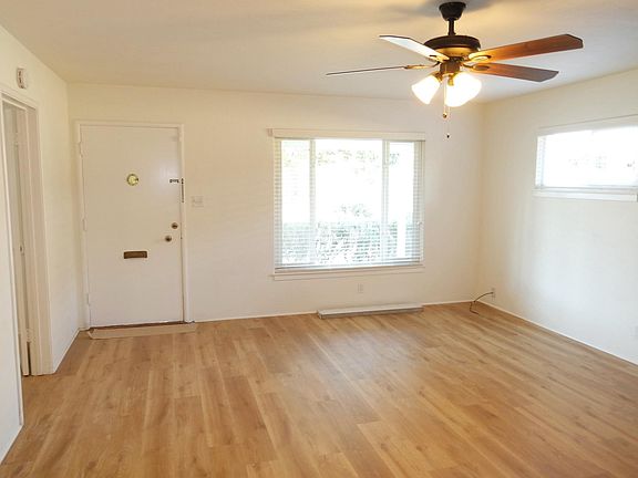 2nd image of 1110 Delynn Way