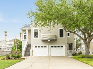 3427 Windlass Ct, Galveston, TX 77554