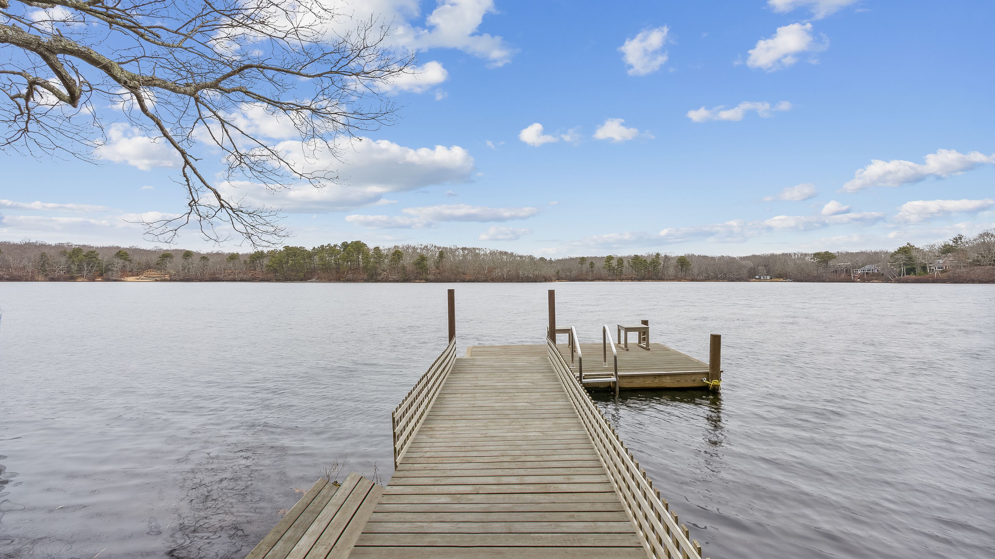 99 Big Fresh Pond Rd, Southampton, NY 11968 Out East