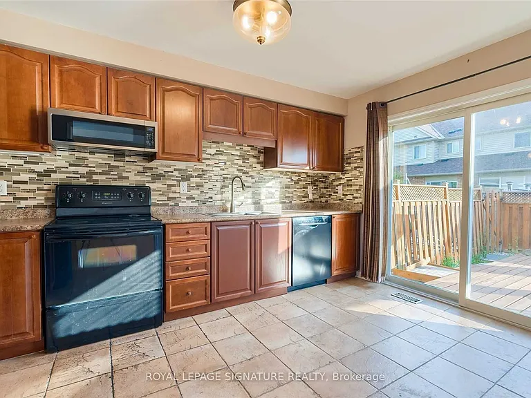 759 Edwards Ave — Photo 13