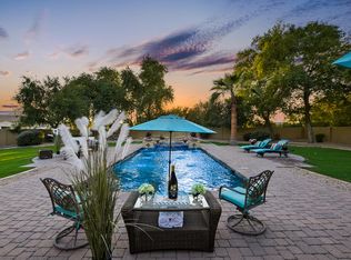 6460 S Magic Ct, Gilbert, AZ 85298