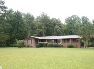 411 Graystone Dr, Piedmont, SC 29673