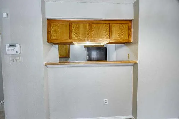2402 Summer Place Dr — Photo 29