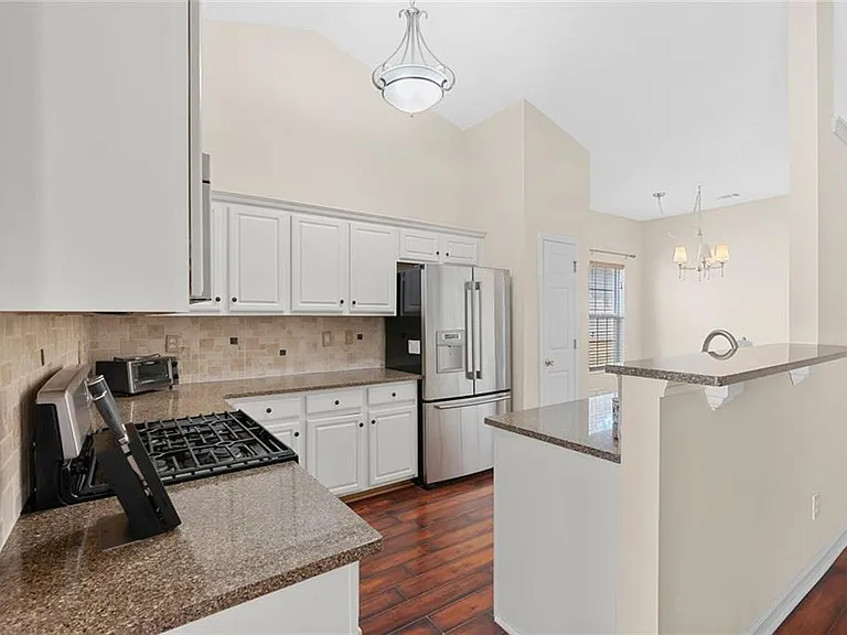 1755 Arborwood Dr — Photo 10