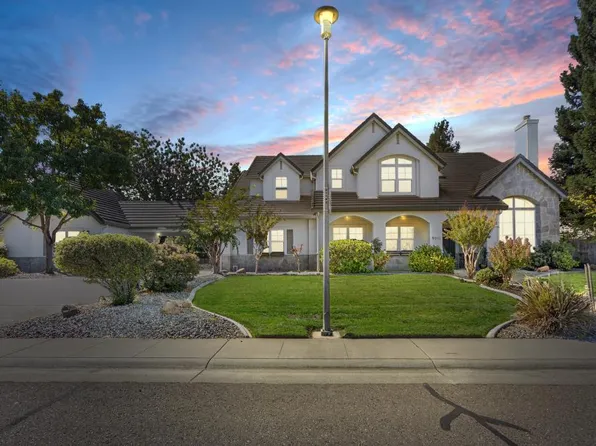 9011 Quail Cove Dr, Elk Grove, CA 95624