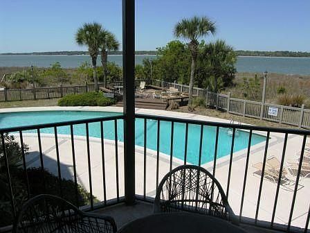 First Floor Direct Sound/Ocean Views over Pool