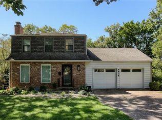 9636 Roe Ave, Overland Park, KS 66207