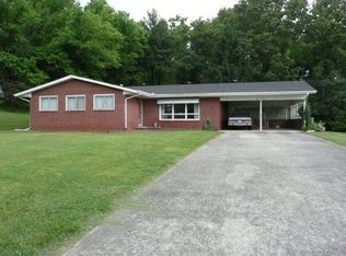 505 N Hillcrest Dr, Livingston, TN 38570