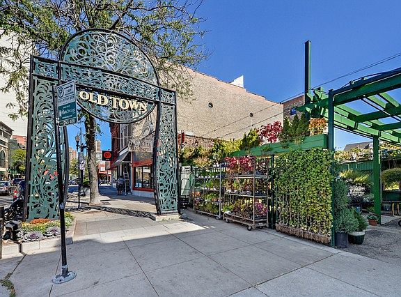 2nd image of 309 W Eugenie St