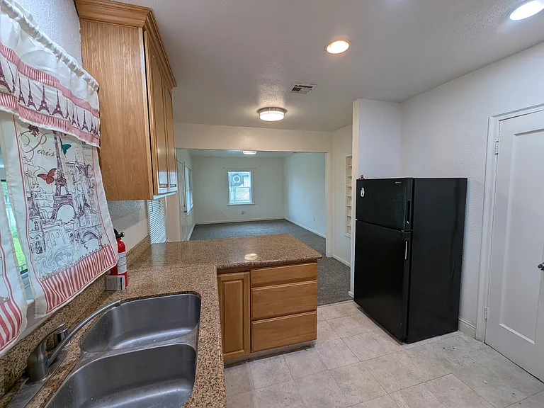 3070 Crandall Ave #A — Photo 9