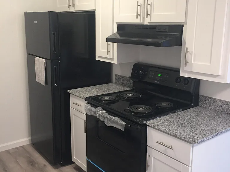 204 W Dorcus St #1 — Photo 6