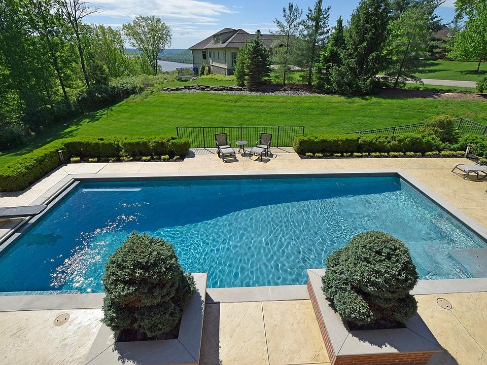 2nd image of 7457 Griffin Gate Dr