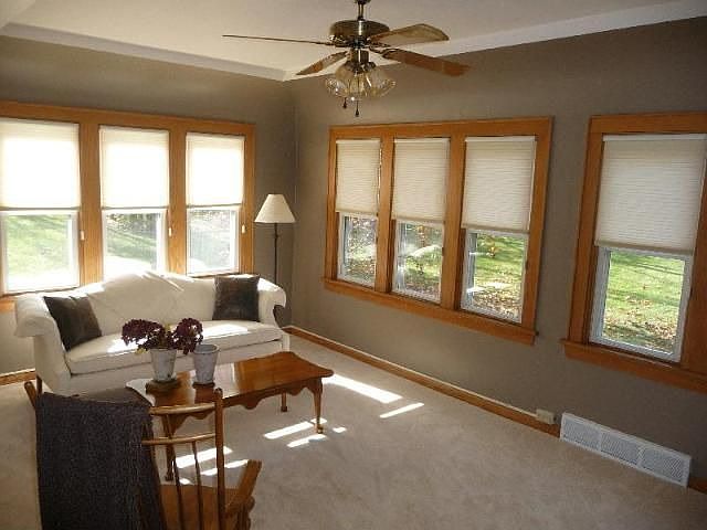 1st image of 10040 W Edgerton Ave