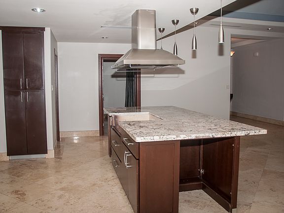 5th image of 3213 N Cynthia Ln