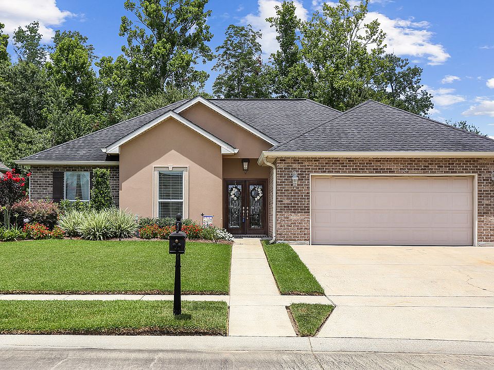 1st image of 207 Liza Ct