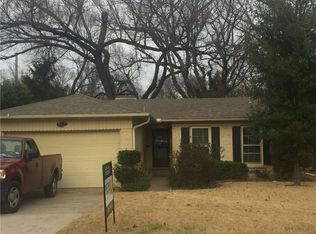 3830 Frontier Ln, Dallas, TX 75214