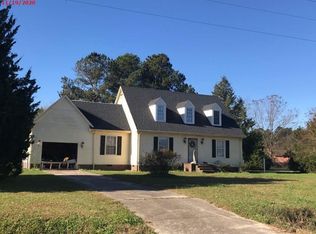 320 S Maple St, Oak City, NC 27857