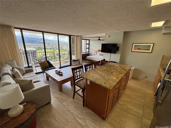 201 Ohua Ave #2003, Honolulu, HI 96815