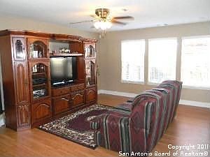 5th image of 9439 Hacienda Acres