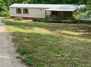 53 Green Leaf Dr, Nebo, NC 28761