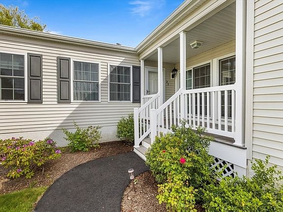 3rd image of 23 Brookstone Dr #23
