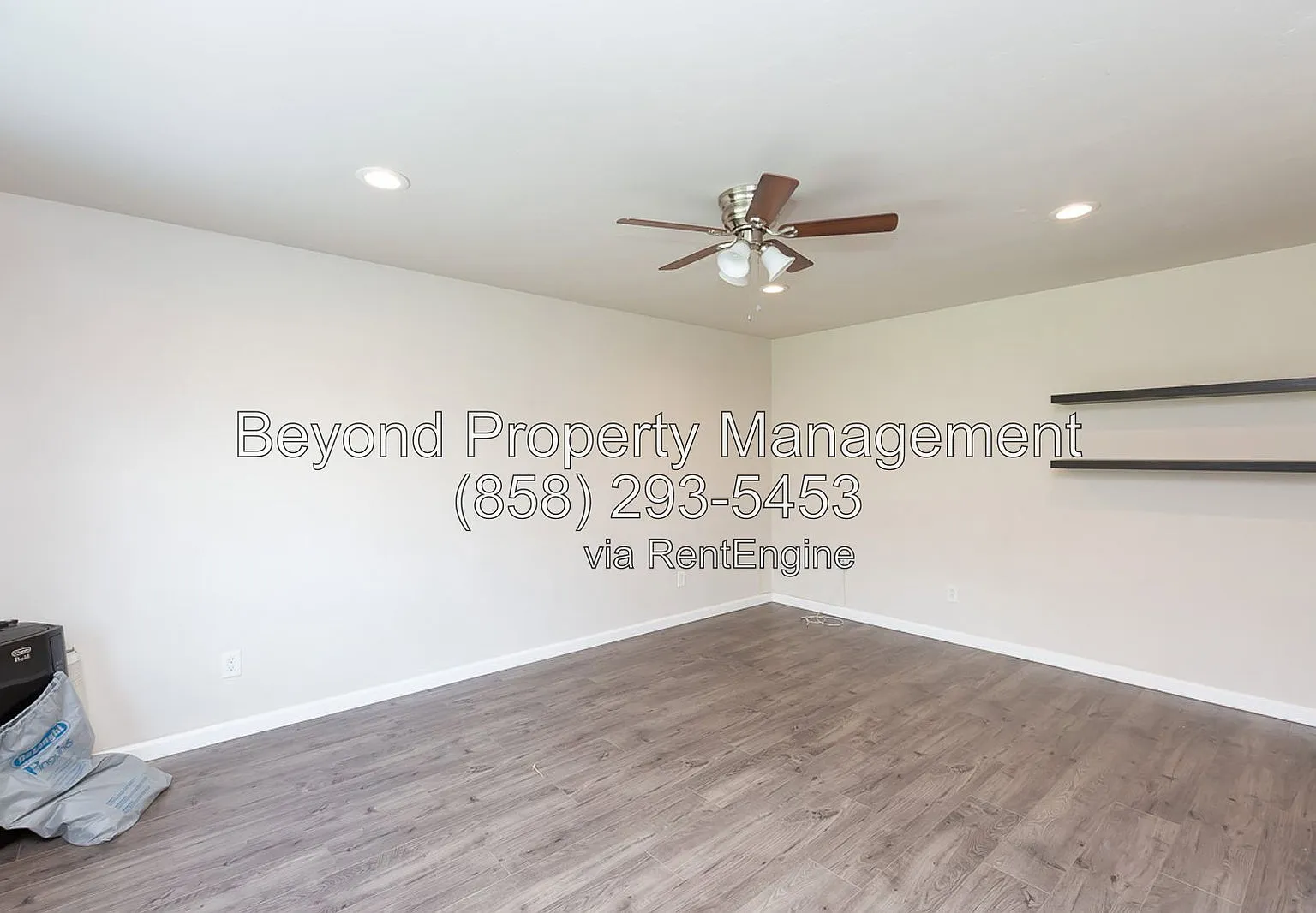 3 bed, 2.0 bath, 959 sqft, $3,788 — Photo 4