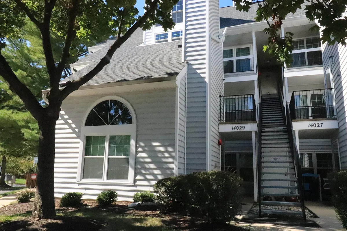 Building Photo - 14029 Vista Dr #181A