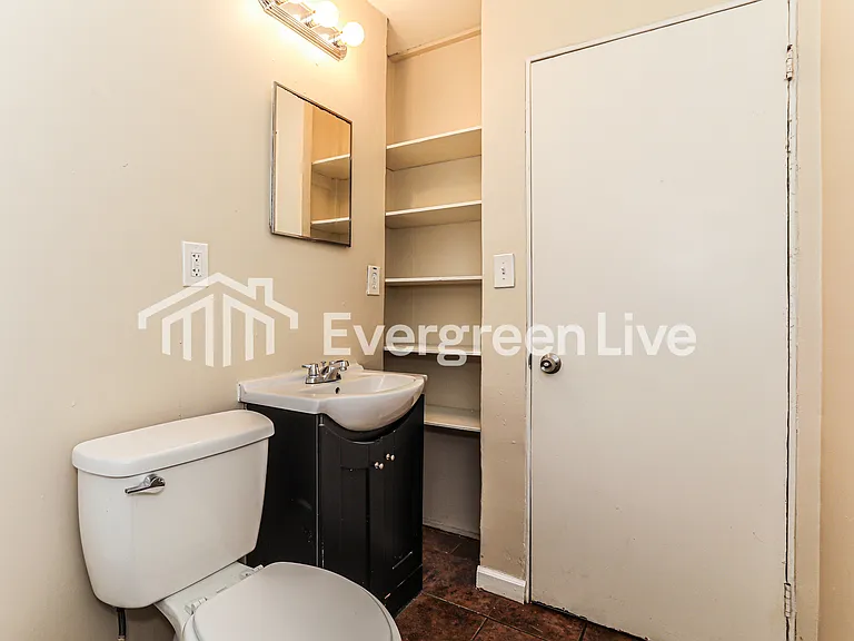 9622 Sacramento St — Photo 10
