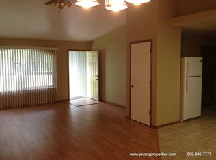 1116 S 68th Ave, Yakima, WA 98908