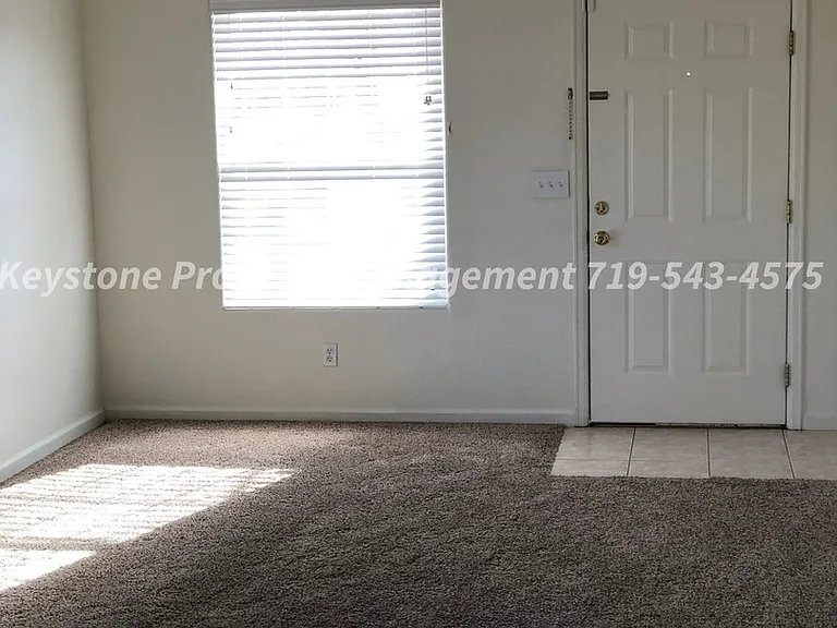655 S Inca Dr — Photo 4