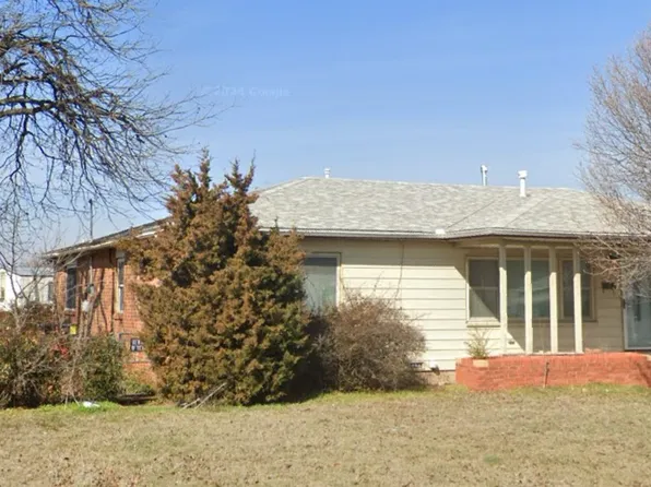2210 NW 23rd St, Lawton, OK 73505
