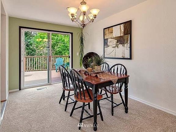 3rd image of 10830 NE 135th Pl