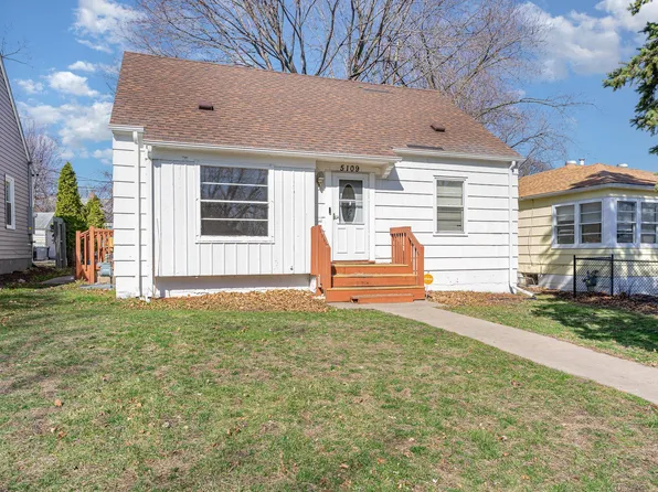 5109 Vincent Ave N, Minneapolis, MN 55430