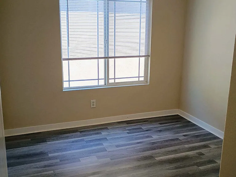 6263 Long Cove Dr — Photo 34
