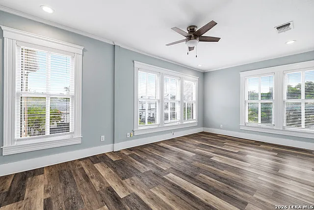 202 W Woodlawn Ave — Photo 15
