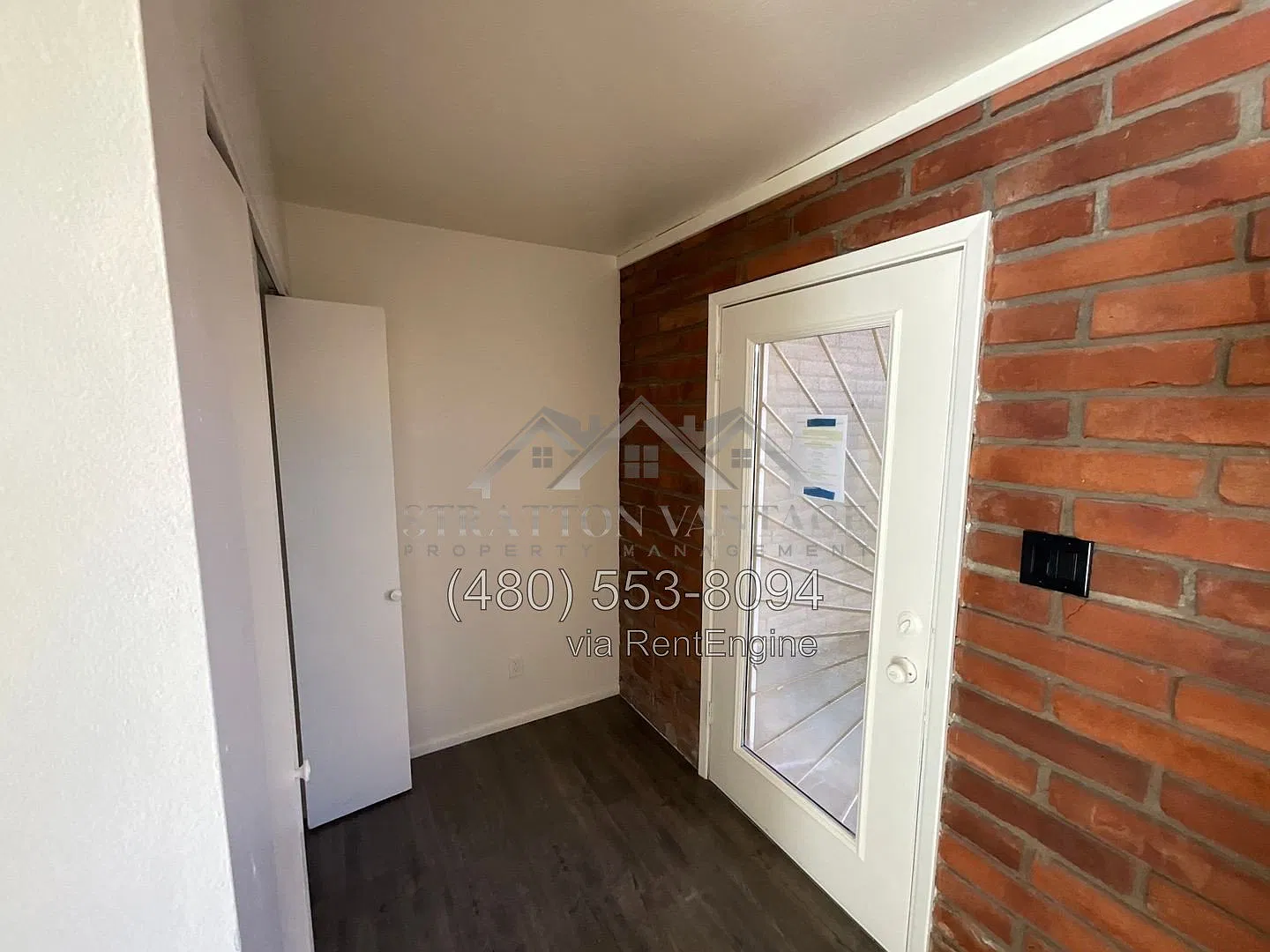 3 bed, 2.5 bath, 1454 sqft, $1,749 — Photo 3