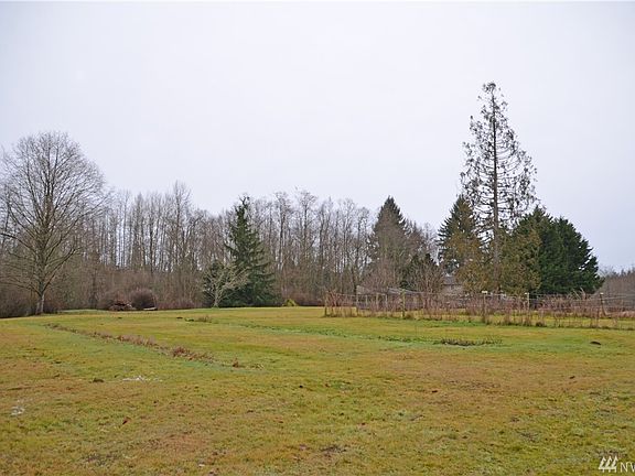5th image of 21415 36th Ave NW