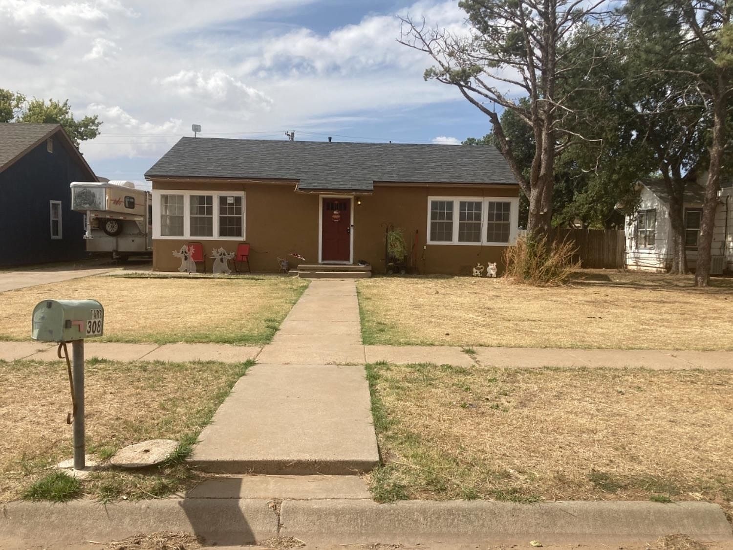 308 S Berkshire St, Crosbyton, TX 79322 | Zillow