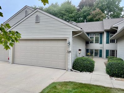 738 Tournament Cir, Muskegon, MI, 49444
