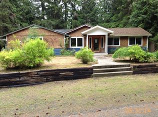 6585 NE Monte Vista Pl, Bainbridge Island, WA 98110