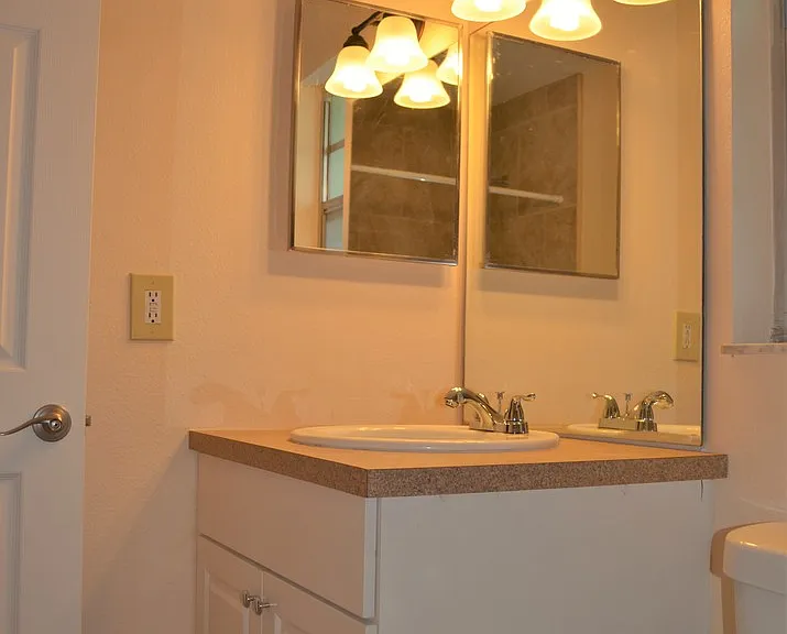 7442 Como Dr — Photo 16