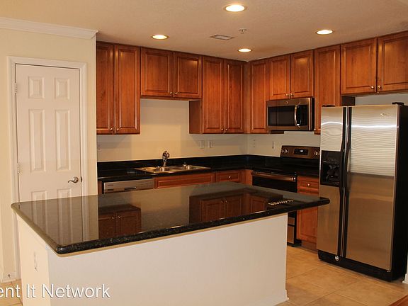 4th image of 9870 Meadow Field Cir