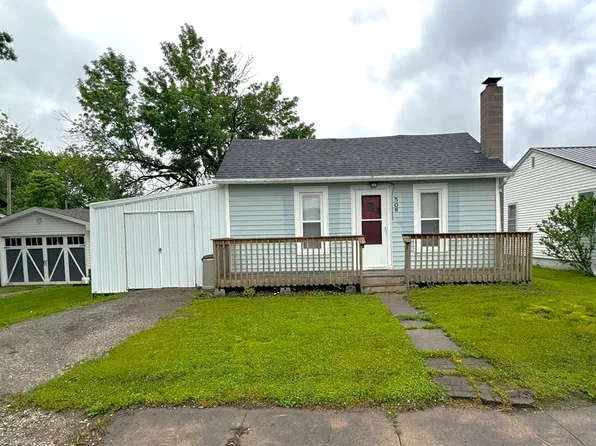 508 Crescent Dr, Macon, MO 63552