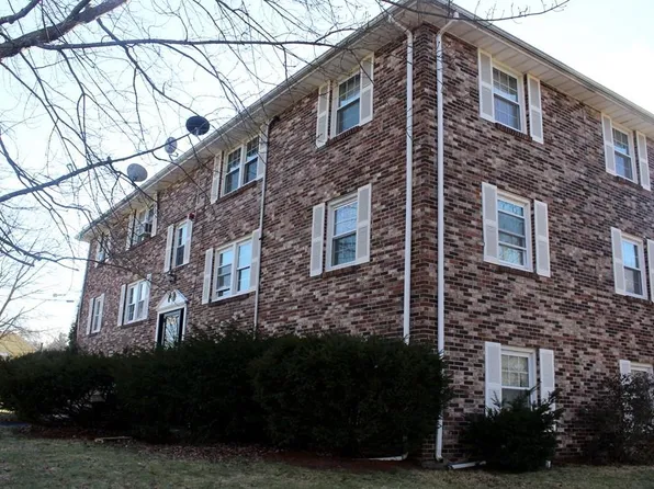 1700 Bridge St APT 2, Dracut, MA 01826