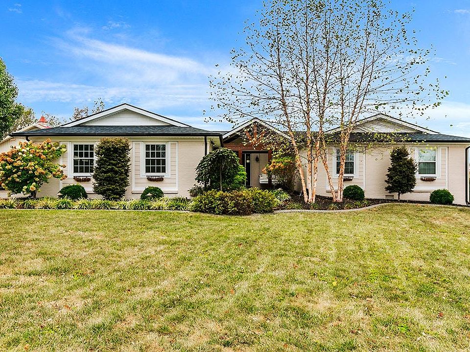 1st image of 101 Lone Oak Dr