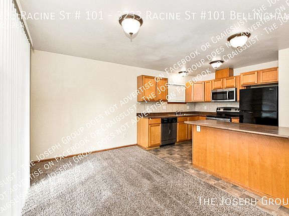 4th image of 3233 Racine St #101