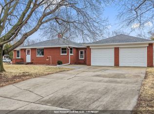 741 Parkview Rd, Green Bay, WI 54304