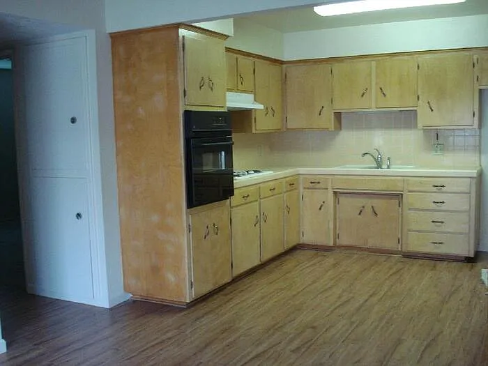 5402 Mona Way — Photo 2