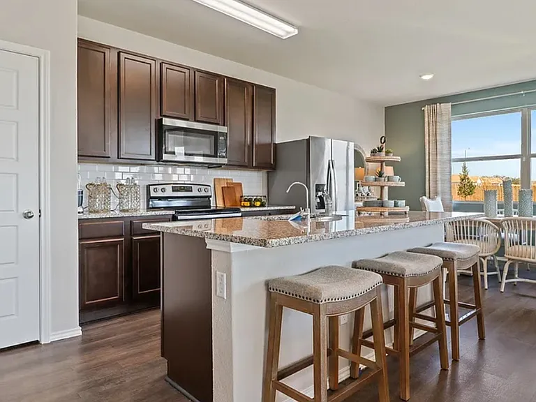 9306 Graze Land Dr — Photo 3