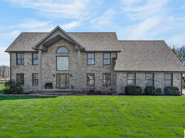 4477 Santa Maria Ct, West Terre Haute, IN 47885